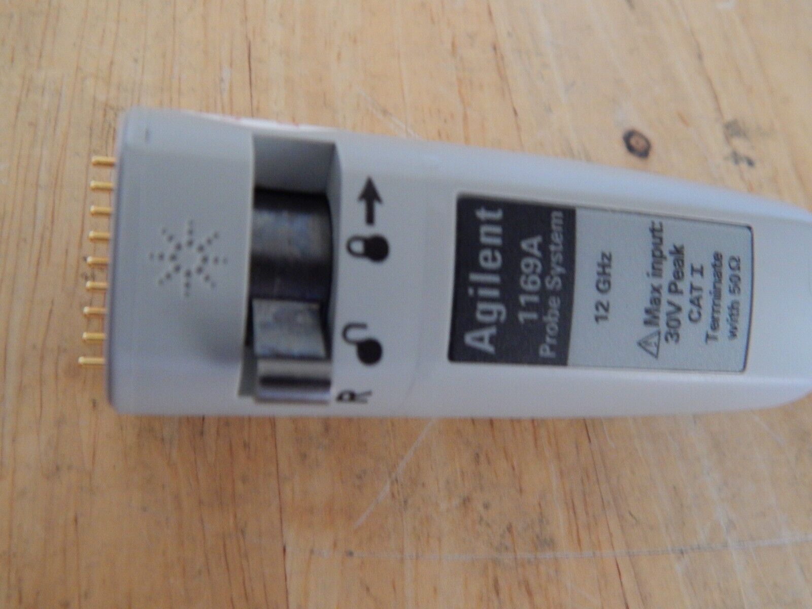Agilent 1169A Oscilloscope 12 GHz InfiniiMax Probe, NIST calibration US44005368 Agilent 1169A Oscilloscope 12 GHz InfiniiMax Probe, NIST calibration US44005368